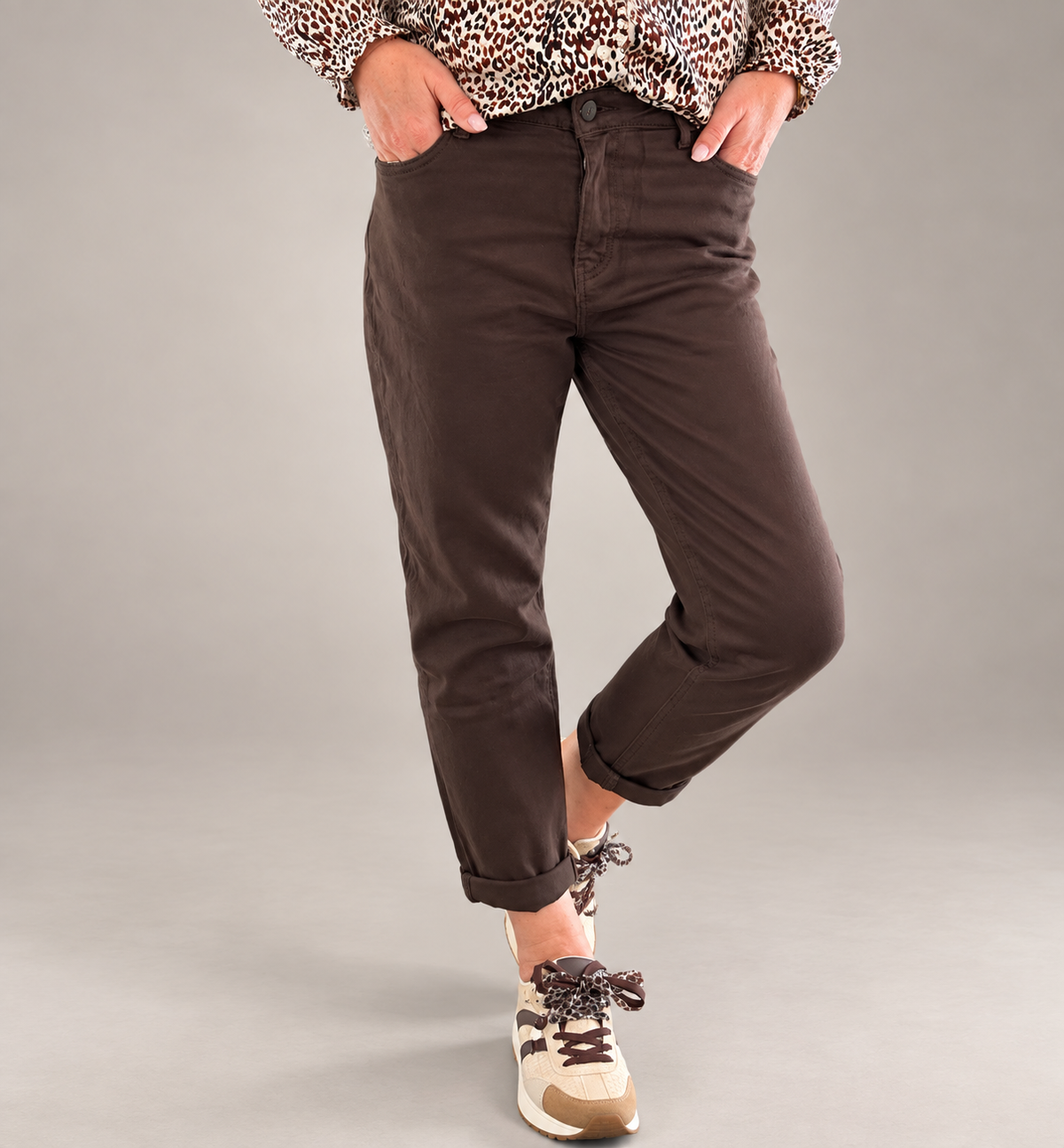 Pantalon marron 6969